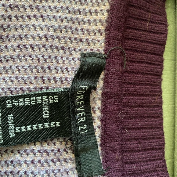 Oxford Crop Small Sweater by Forever 21 - Picture 3 of 5